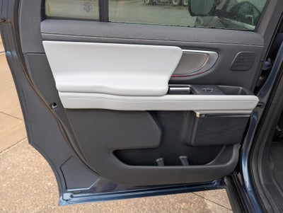 2027 Ford Expedition Max Platinum 4x4