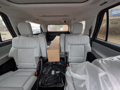 2027 Ford Expedition Max Platinum 4x4