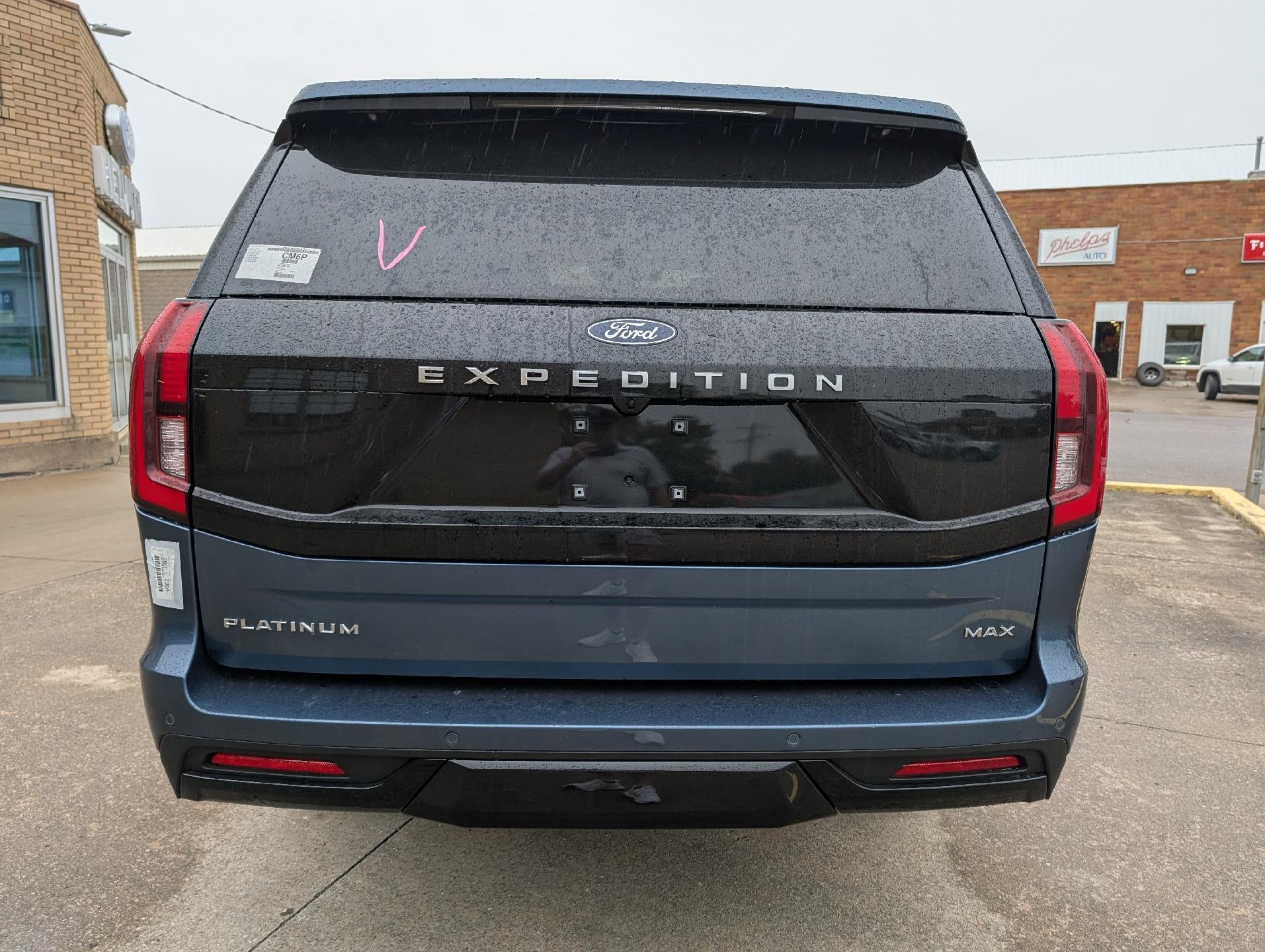2027 Ford Expedition Max Platinum 4x4