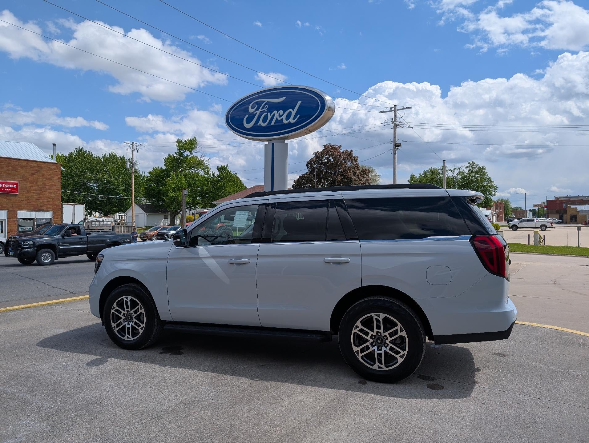 2026 Ford Expedition Active 4x4's photo
