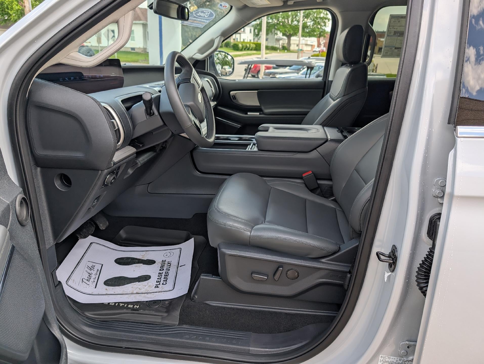 2026 Ford Expedition Active 4x4