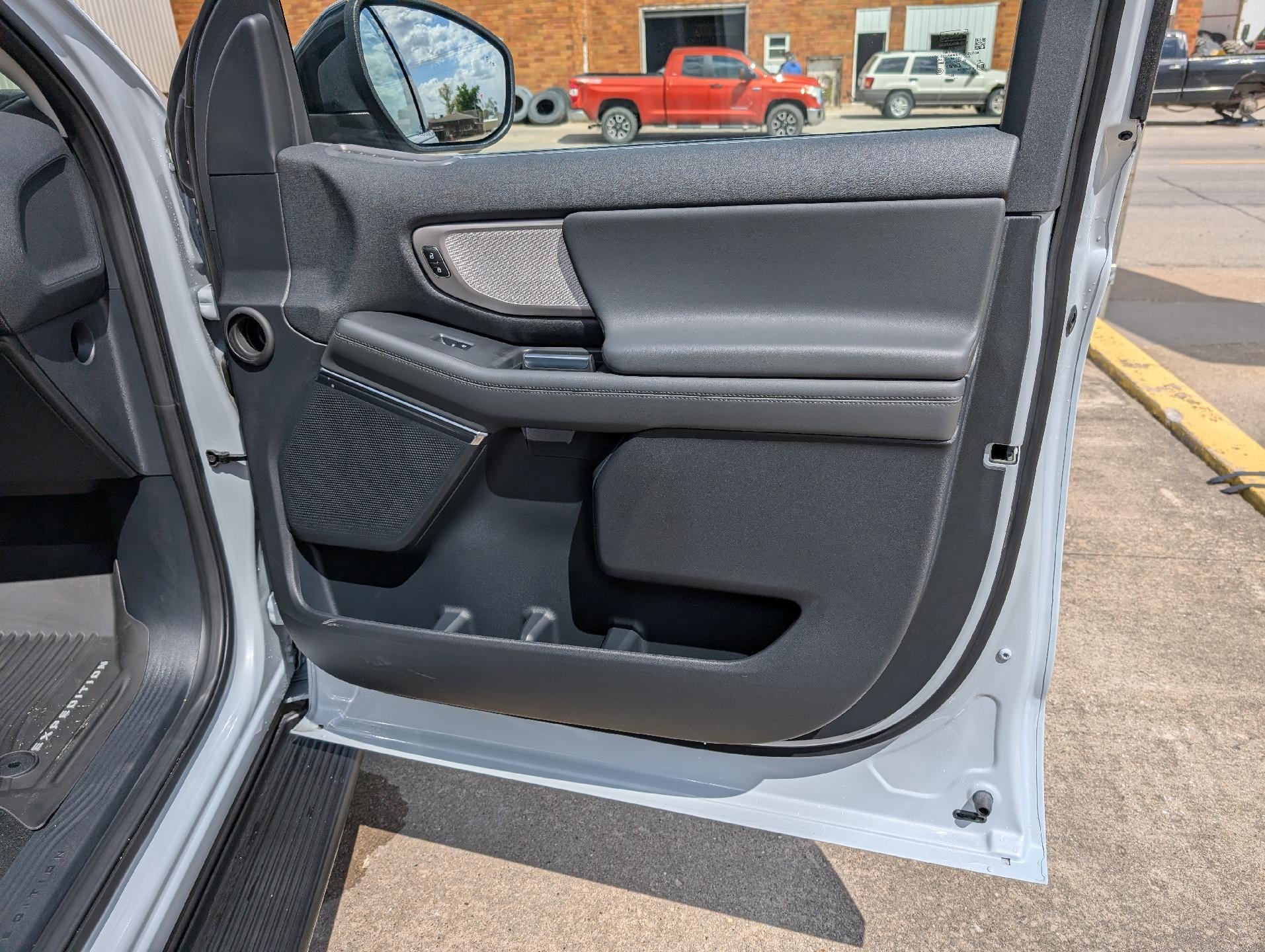 2026 Ford Expedition Active 4x4