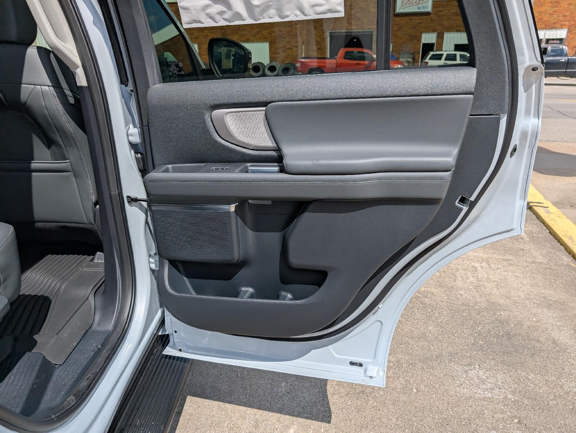 2026 Ford Expedition Active 4x4
