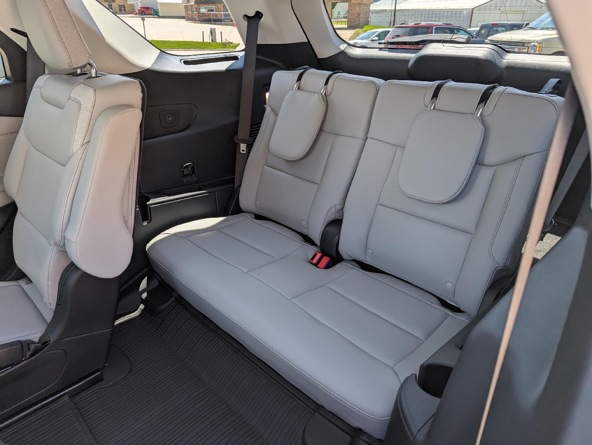 2026 Ford Explorer Active w/200A Pkg 4WD