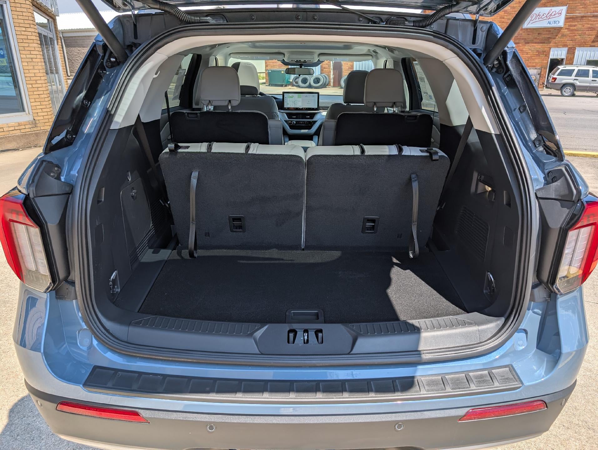 2026 Ford Explorer Active w/200A Pkg 4WD