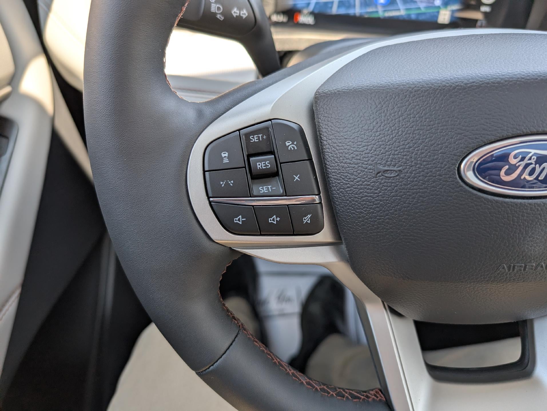 2026 Ford Explorer Active w/200A Pkg 4WD