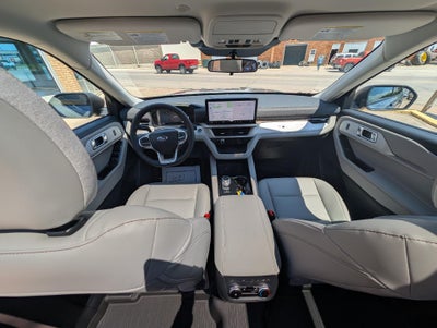 2026 Ford Explorer Active w/200A Pkg 4WD