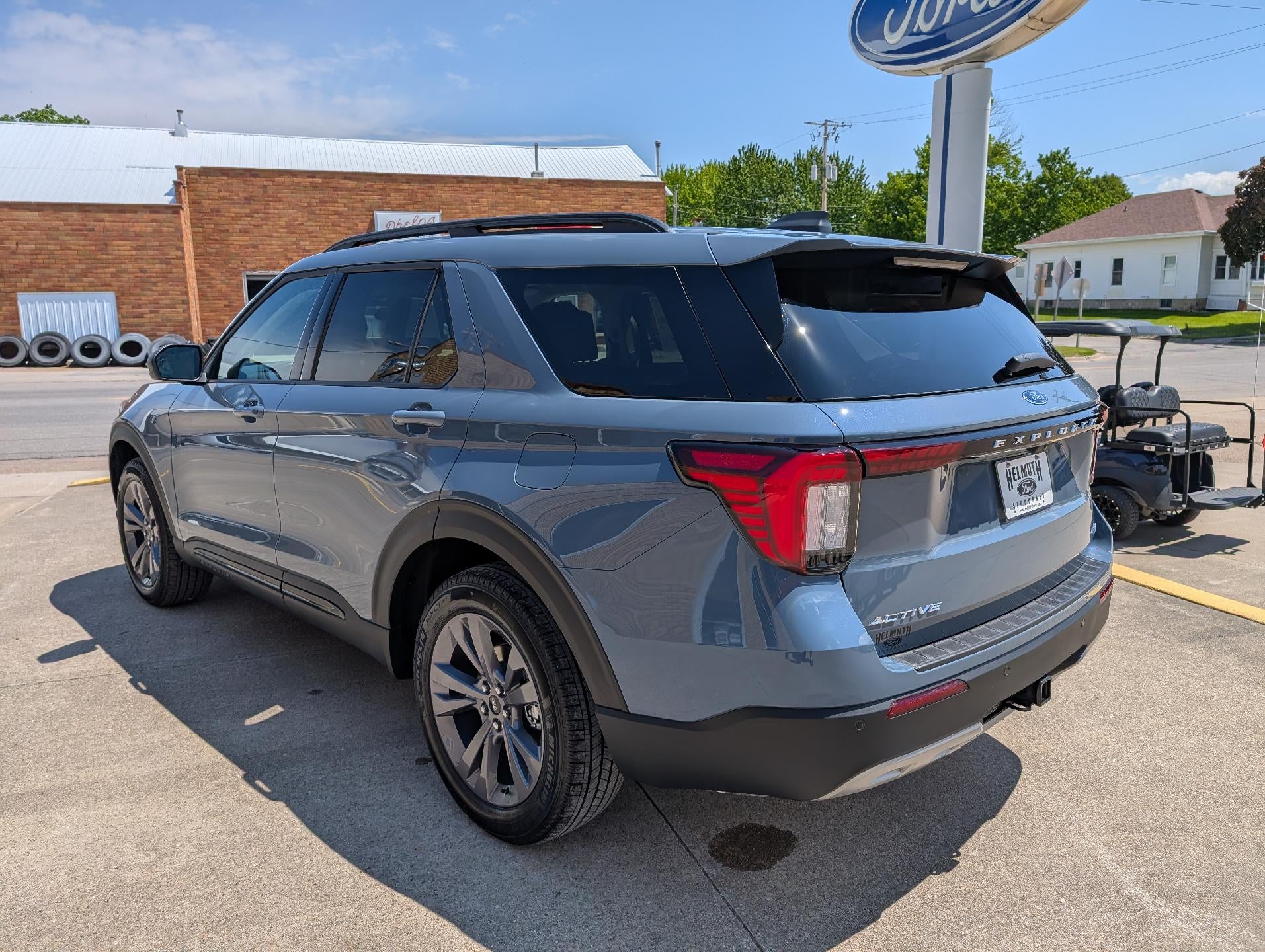 2026 Ford Explorer Active w/200A Pkg 4WD