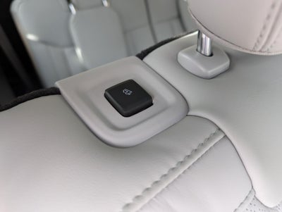 2026 Ford Explorer Platinum 4WD