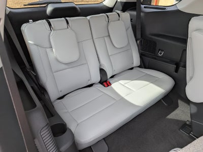 2026 Ford Explorer Platinum 4WD