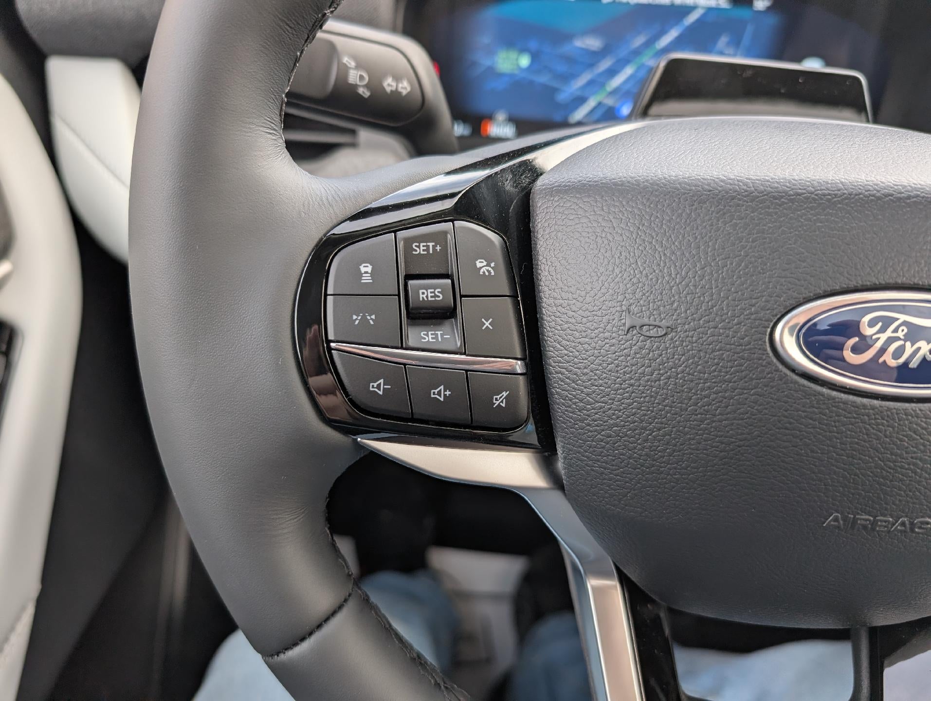 2026 Ford Explorer Platinum 4WD