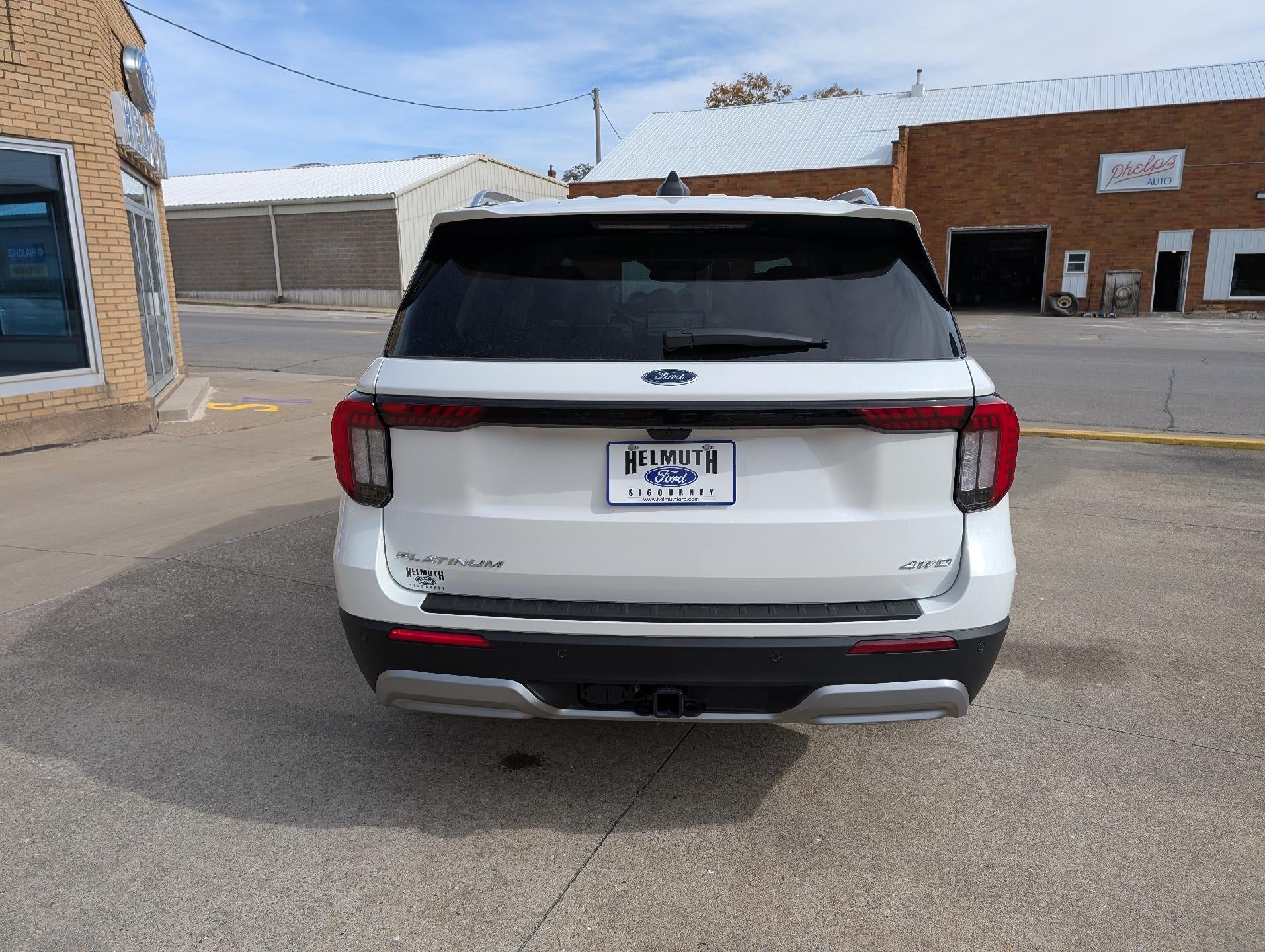 2026 Ford Explorer Platinum 4WD