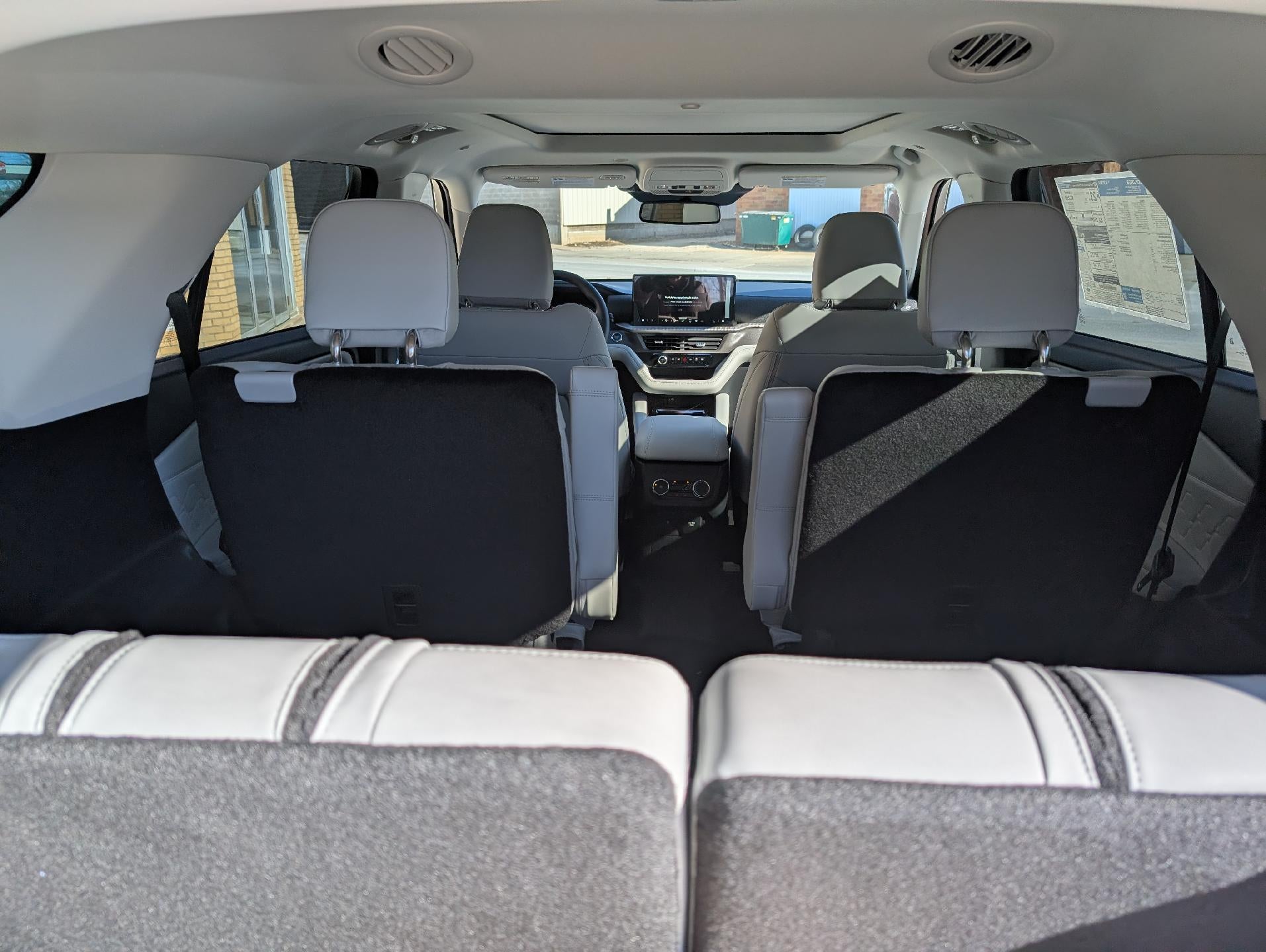 2026 Ford Explorer Platinum 4WD