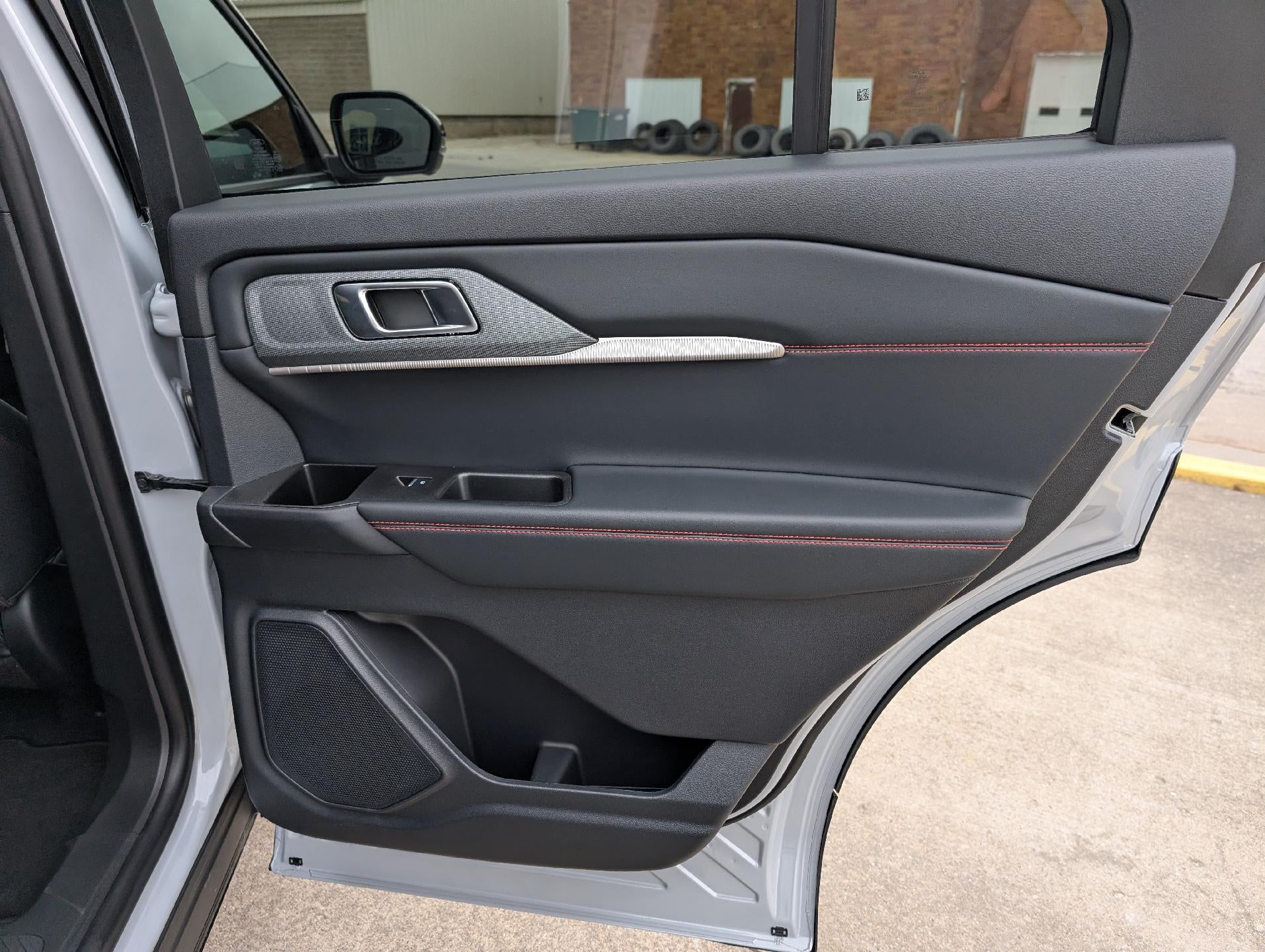 2026 Ford Explorer ST-Line 4WD