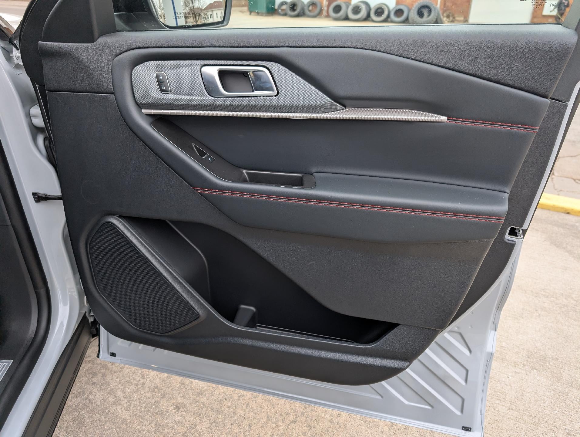 2026 Ford Explorer ST-Line 4WD