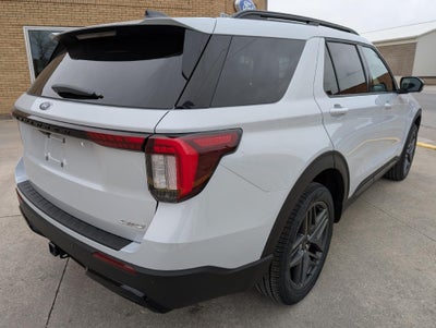 2026 Ford Explorer ST-Line 4WD