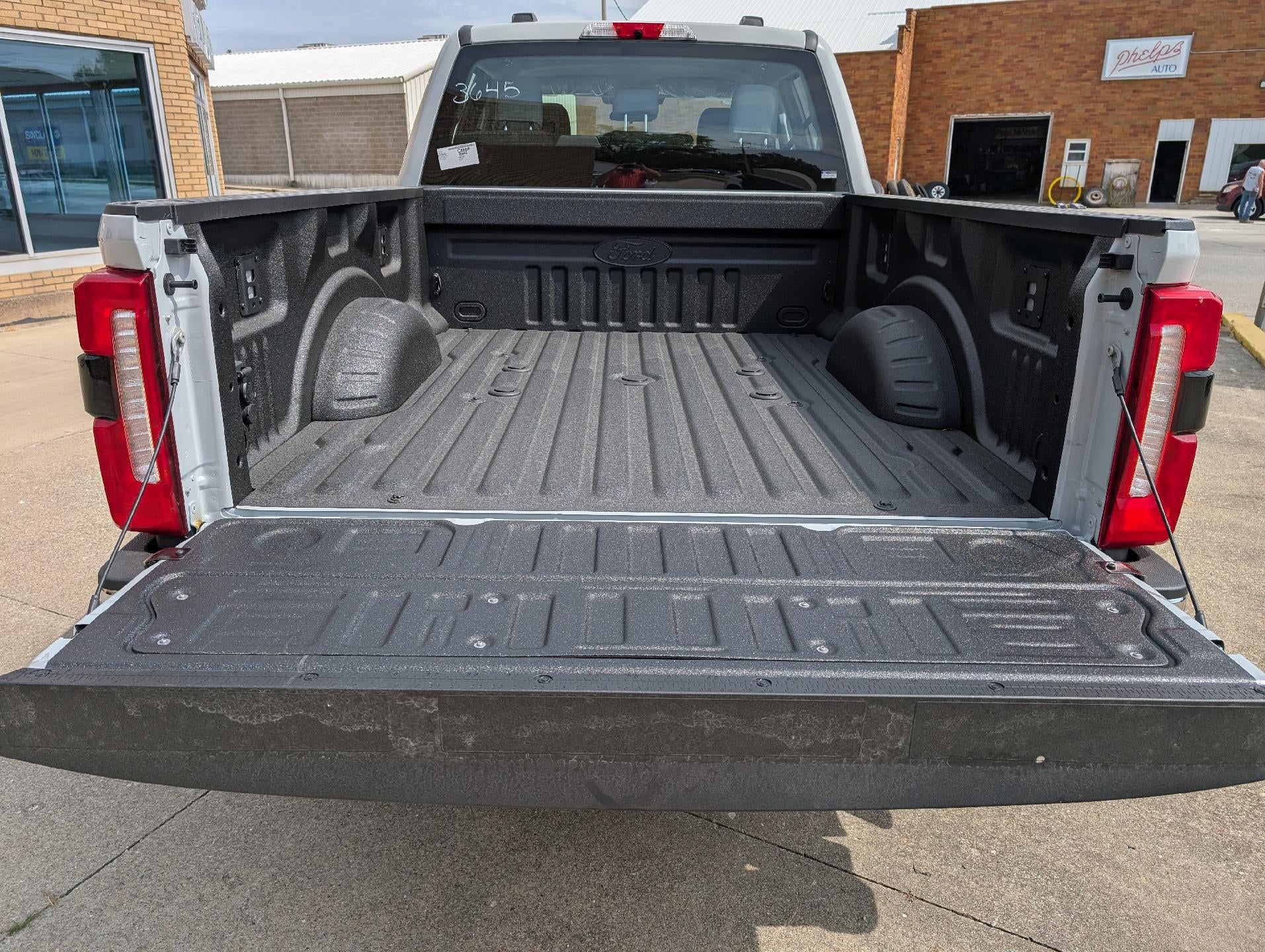 2026 Ford Super Duty F-250 SRW XL 4WD Crew Cab 6.75' Box