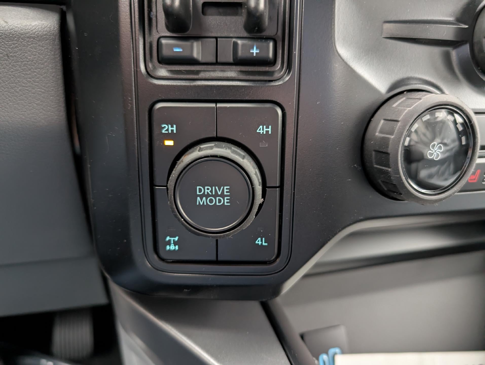 2026 Ford Super Duty F-250 SRW XLT 4WD Crew Cab 6.75' Box