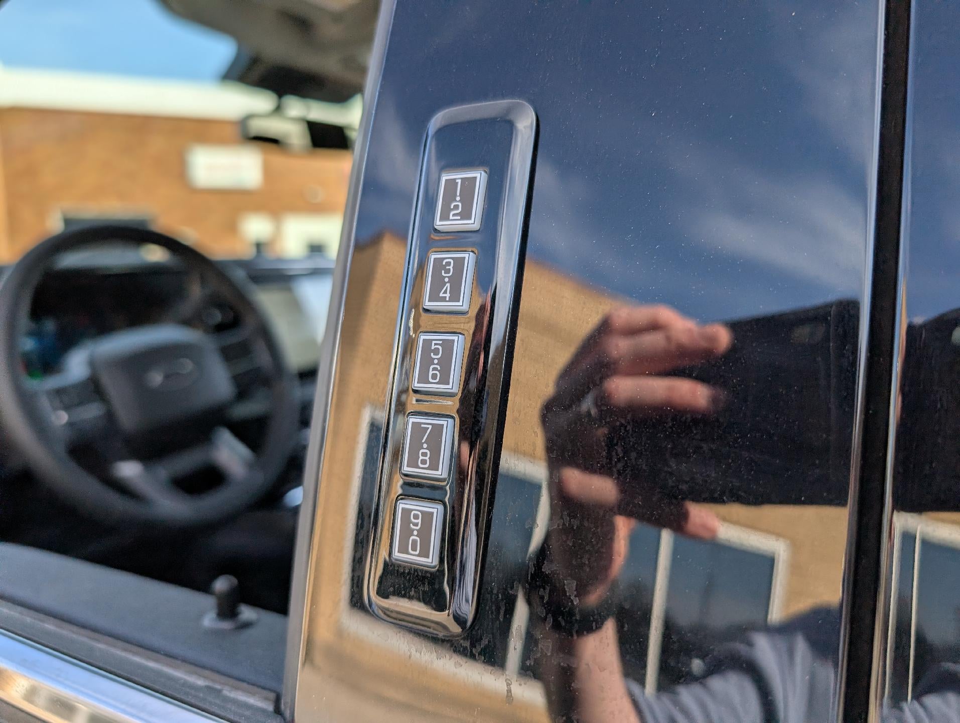 2026 Ford Super Duty F-350 SRW LARIAT 4WD Crew Cab 6.75' Box