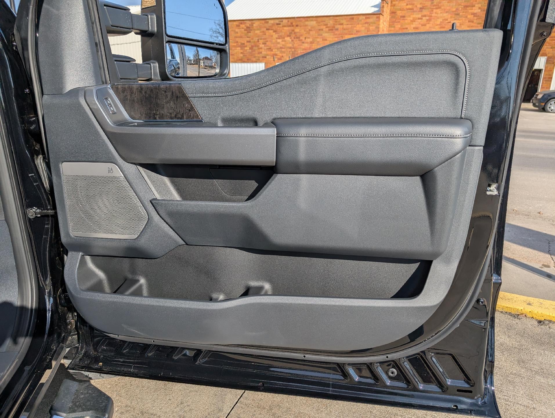 2026 Ford Super Duty F-350 SRW LARIAT 4WD Crew Cab 6.75' Box