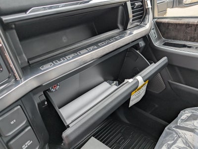 2027 Ford Super Duty F-350 DRW LARIAT 4WD Crew Cab 8' Box