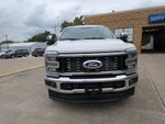 2027 Ford Super Duty F-350 DRW LARIAT 4WD Crew Cab 8' Box