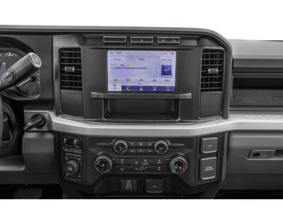 2027 Ford Super Duty F-350 DRW XL 4WD Crew Cab 8' Box