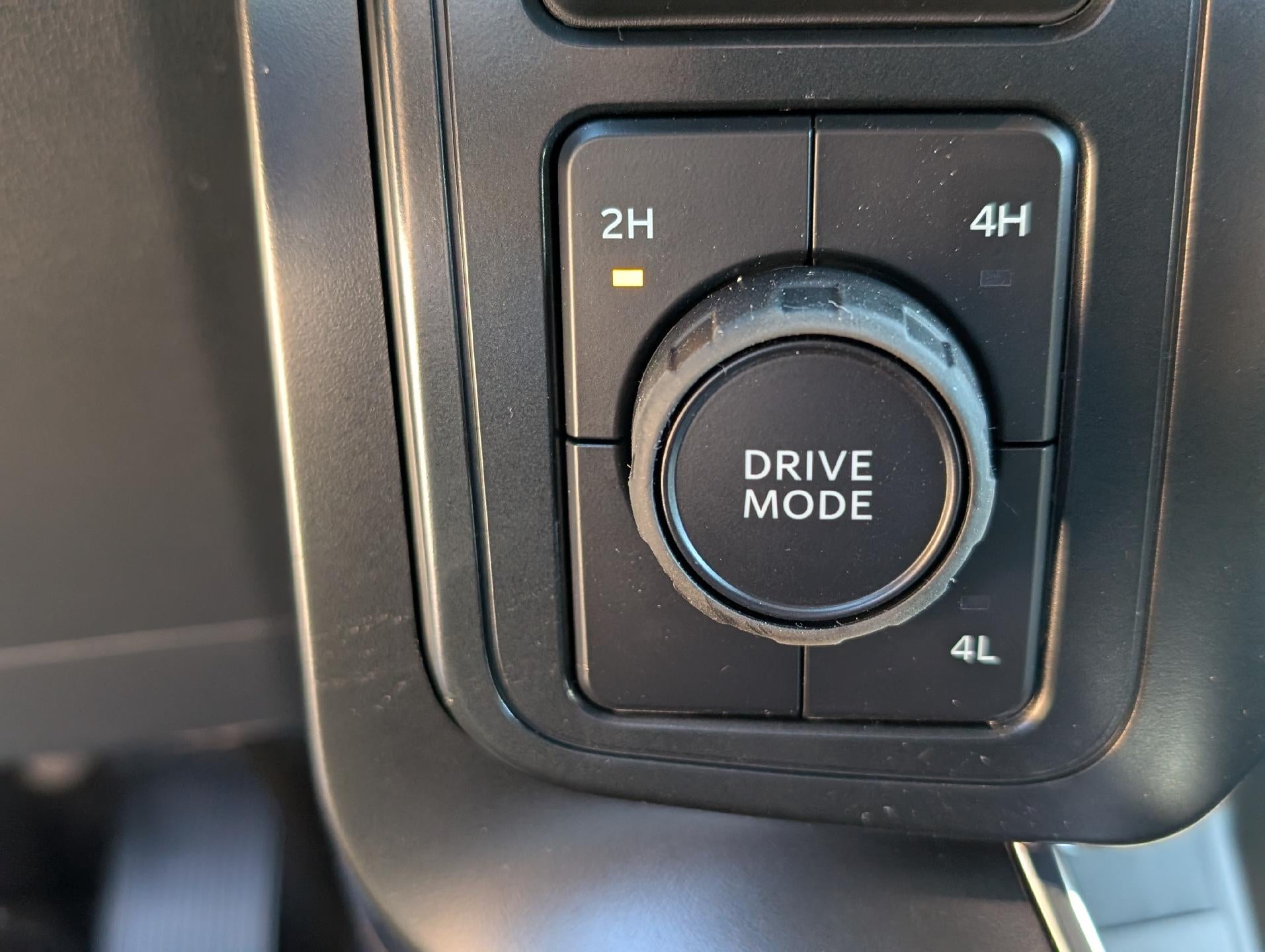 2025 Ford F-150 STX 4WD SuperCrew 5.5' Box