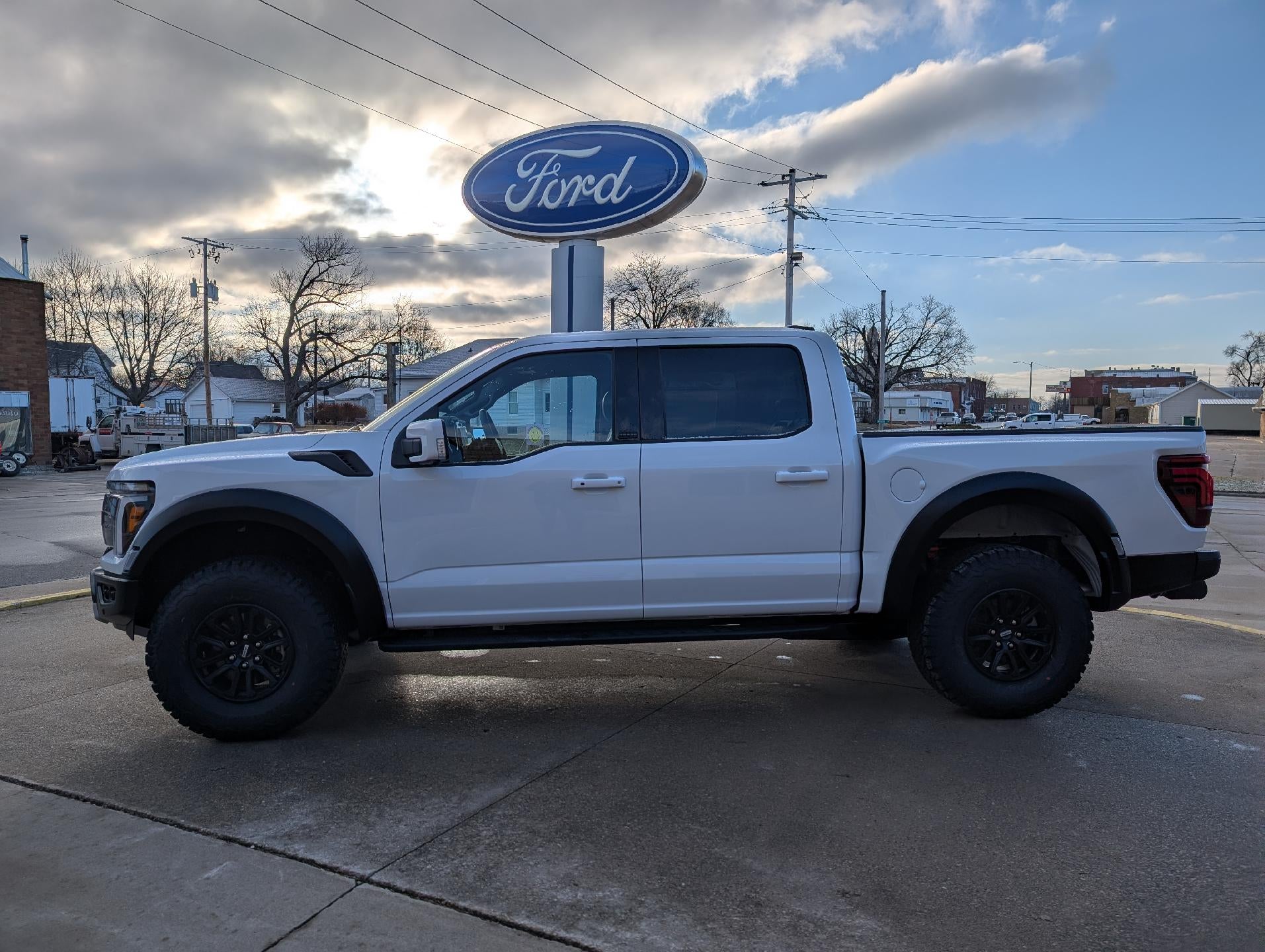 2025 Ford F-150 Raptor 4WD SuperCrew 5.5' Box