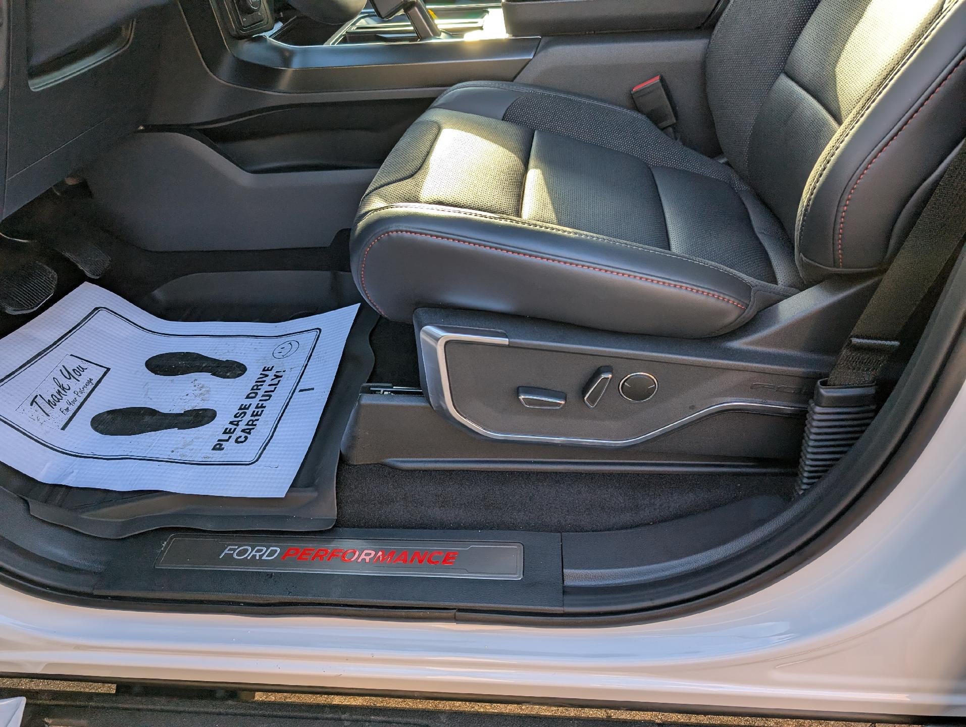 2025 Ford F-150 Raptor 4WD SuperCrew 5.5' Box