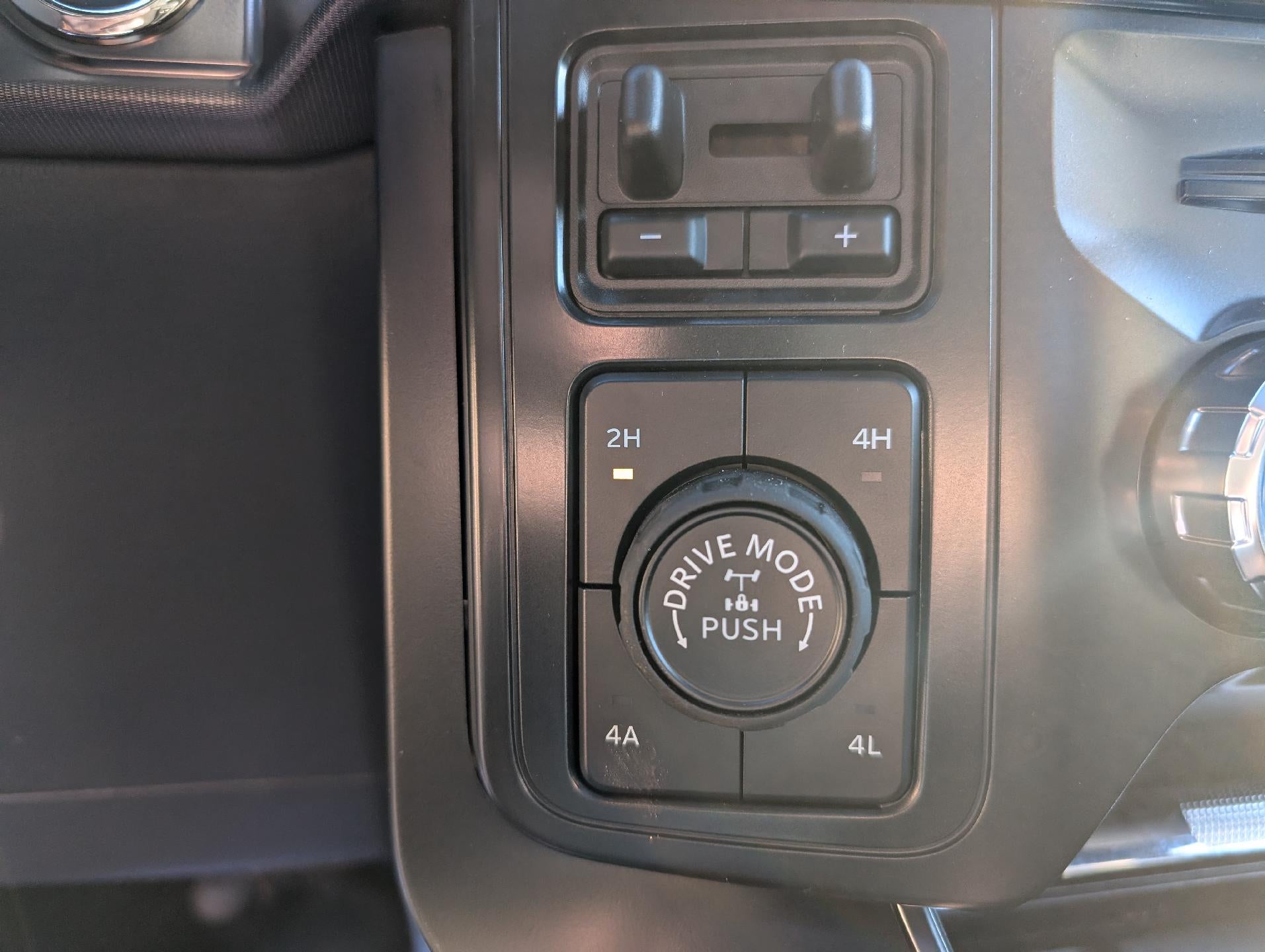 2025 Ford F-150 Raptor 4WD SuperCrew 5.5' Box