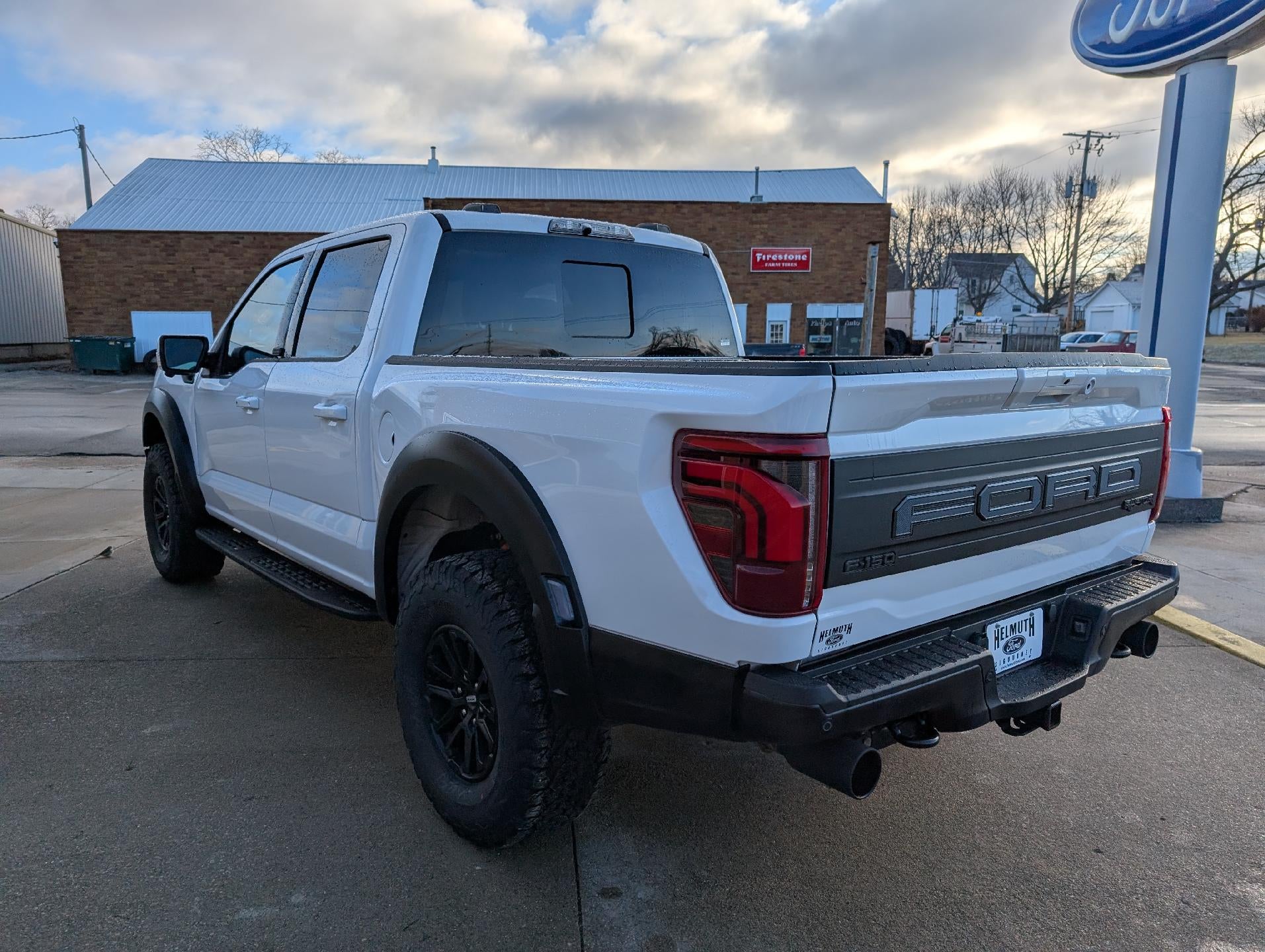 2025 Ford F-150 Raptor 4WD SuperCrew 5.5' Box