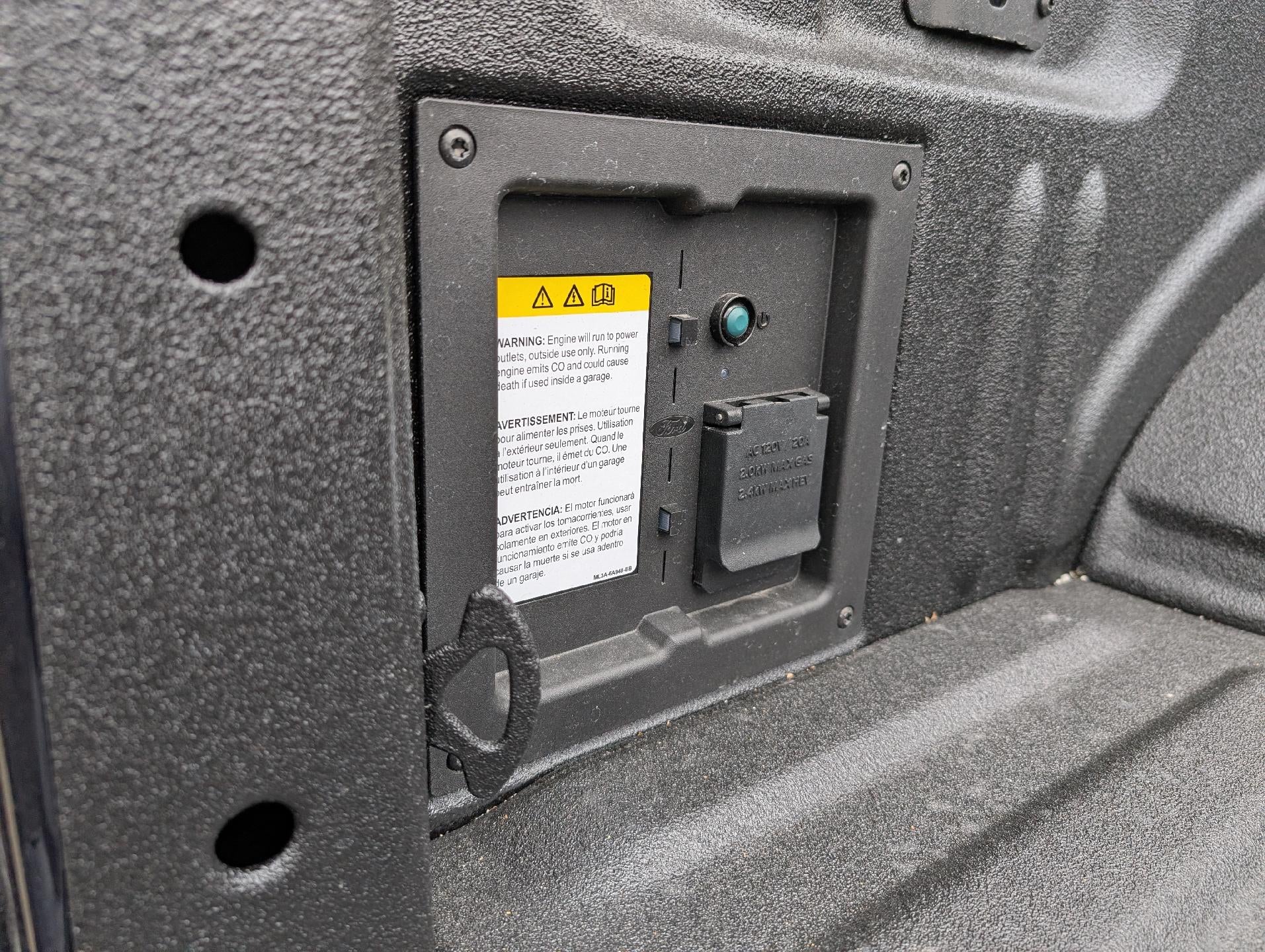 2025 Ford F-150 XLT 4WD SuperCrew 5.5' Box