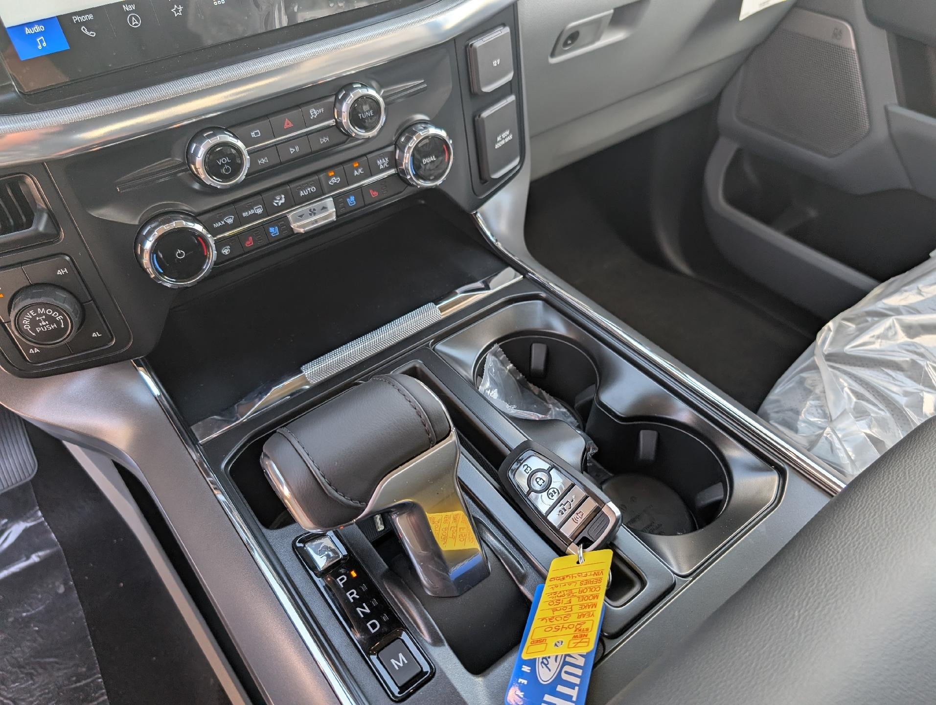 2026 Ford F-150 LARIAT 4WD SuperCrew 5.5' Box