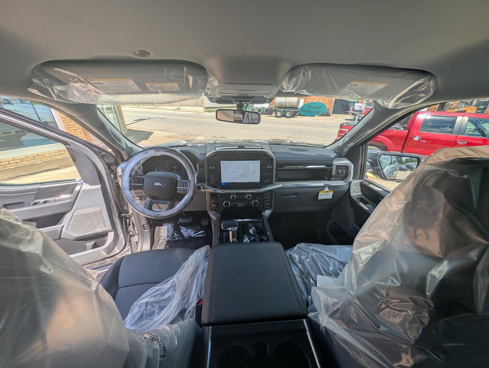 2026 Ford F-150 LARIAT 4WD SuperCrew 5.5' Box