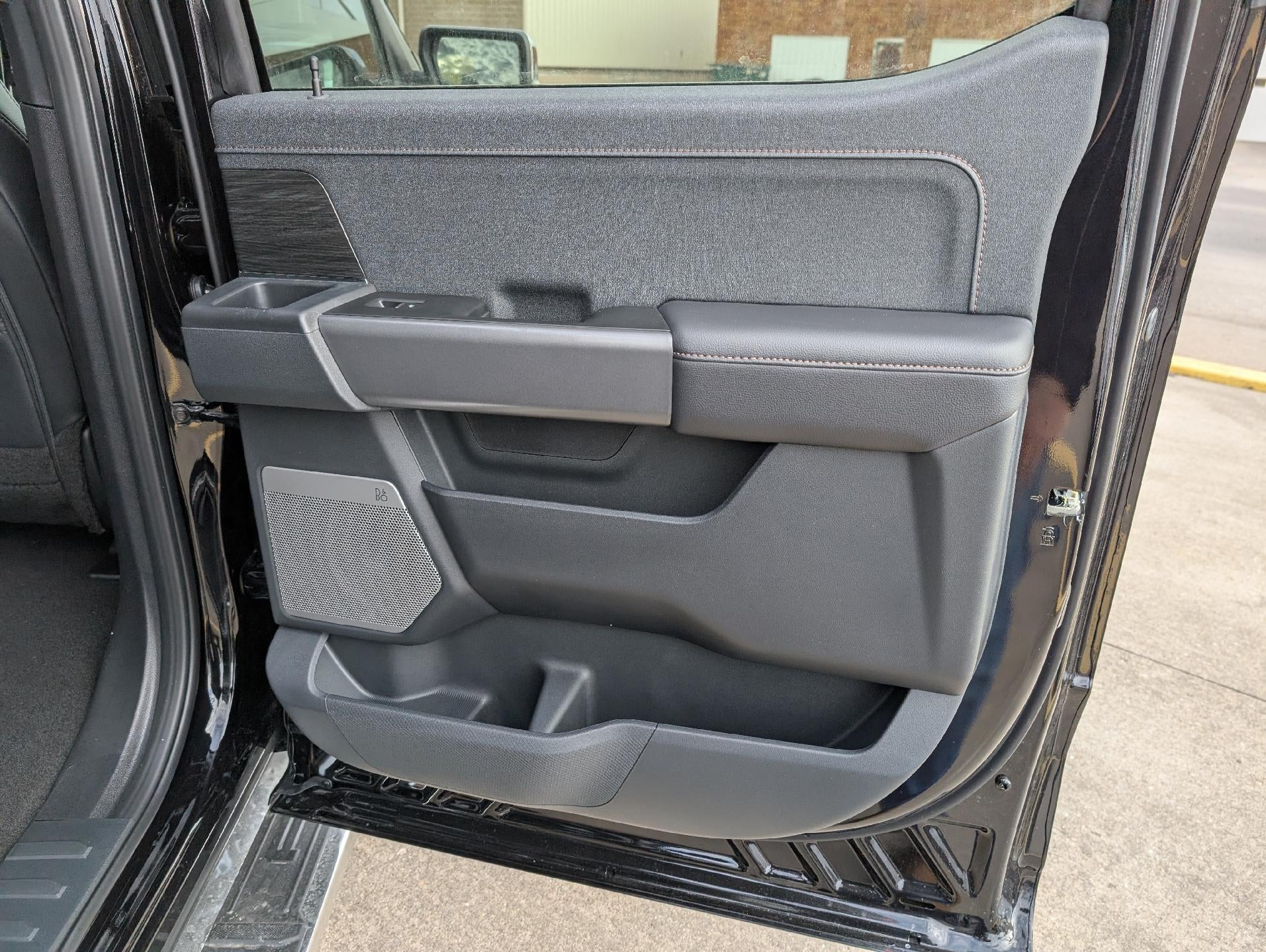 2026 Ford F-150 LARIAT 4WD SuperCrew 5.5' Box