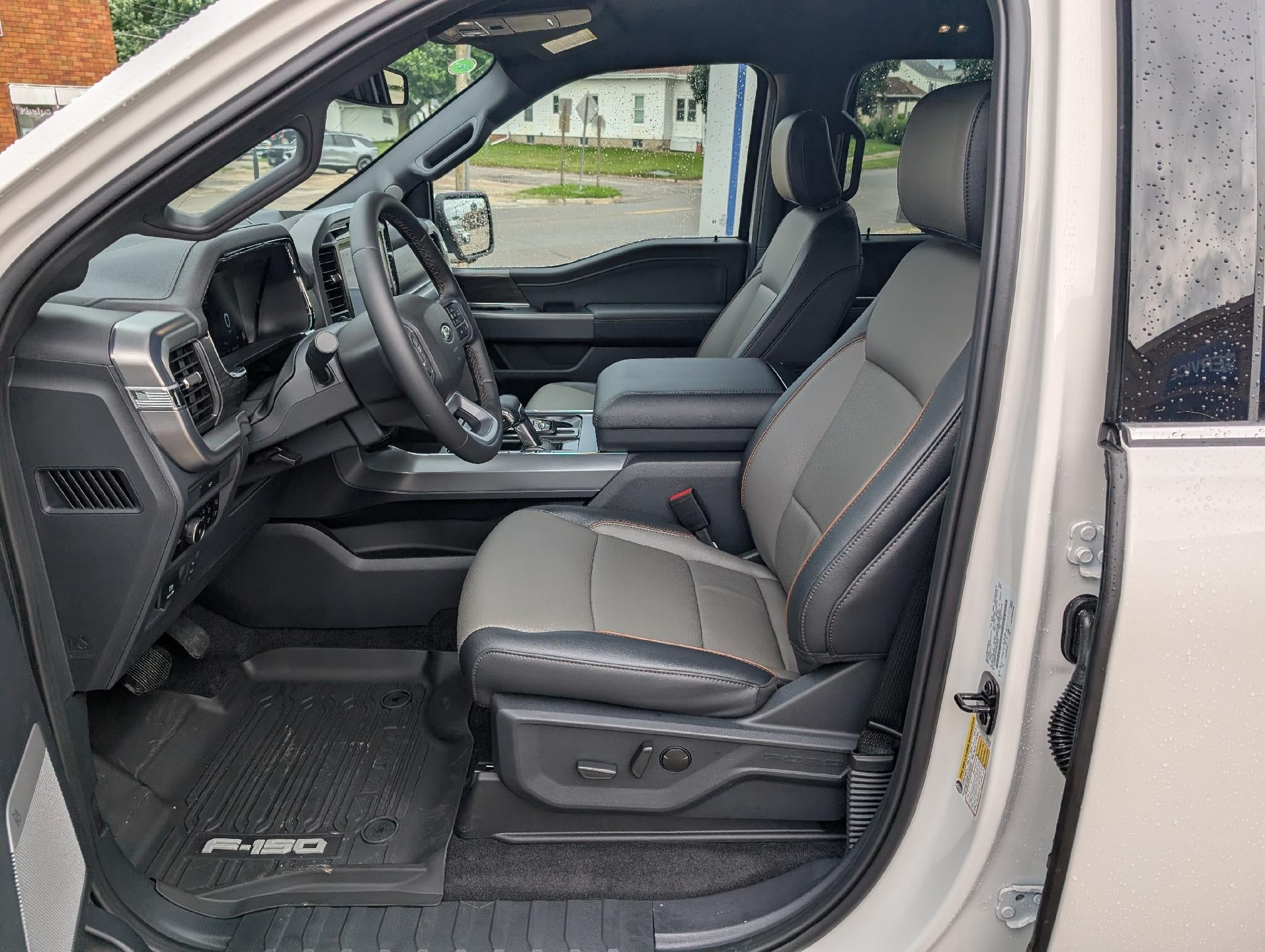 2026 Ford F-150 LARIAT 4WD SuperCrew 5.5' Box
