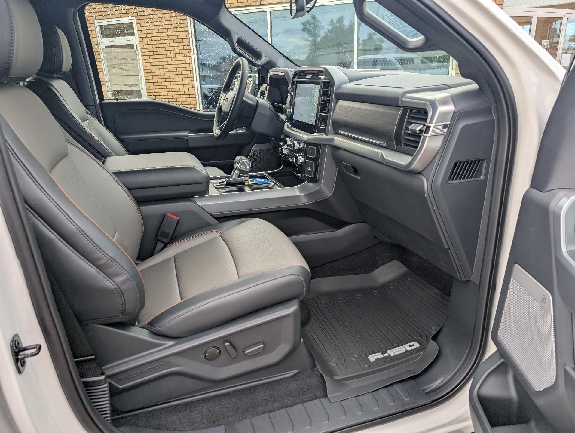 2026 Ford F-150 LARIAT 4WD SuperCrew 5.5' Box
