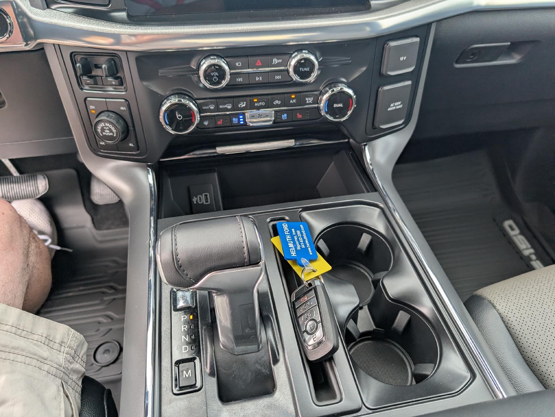 2026 Ford F-150 LARIAT 4WD SuperCrew 5.5' Box