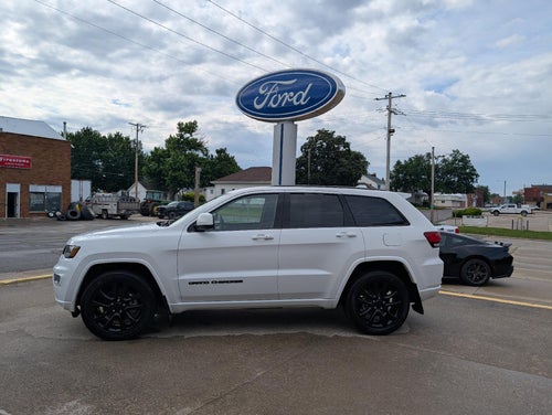 2021 Jeep Grand Cherokee Laredo X 4x4