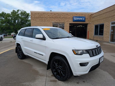 2021 Jeep Grand Cherokee Laredo X 4x4