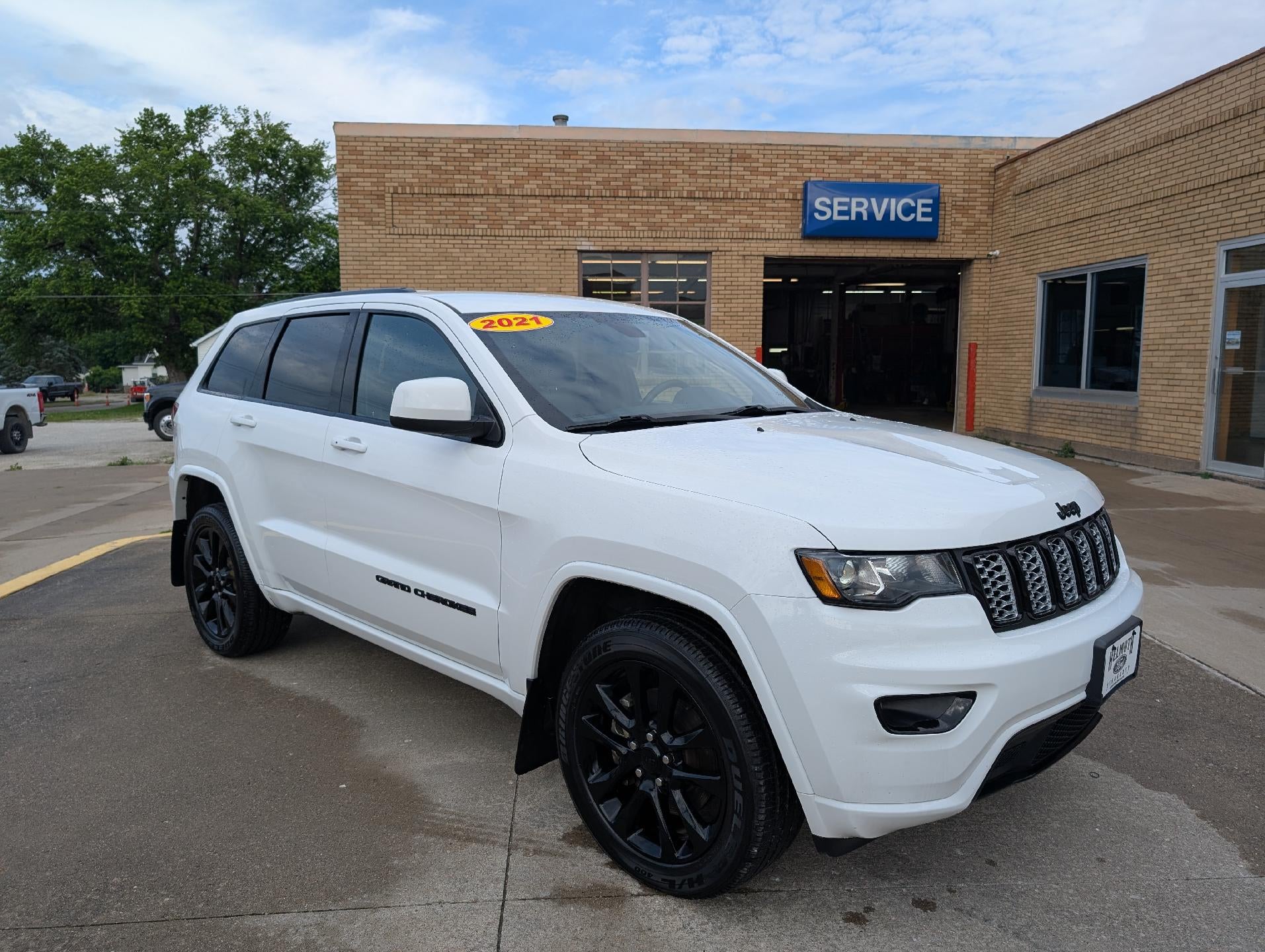 2021 Jeep Grand Cherokee Laredo X 4x4