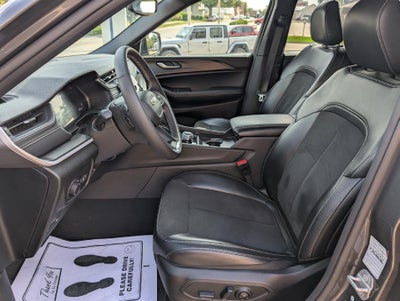 2024 Jeep Grand Cherokee L Altitude 4x4