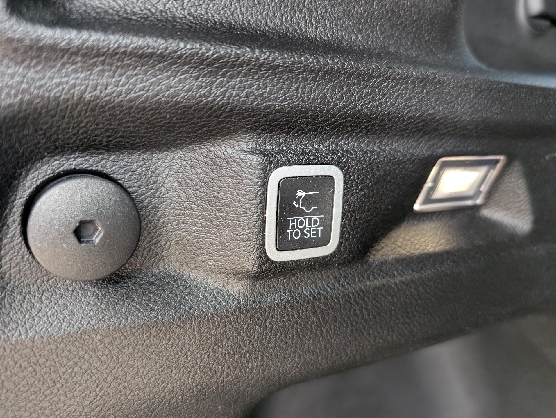 2024 Jeep Grand Cherokee L Altitude 4x4