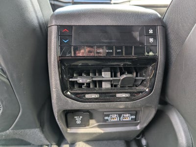 2024 Jeep Grand Cherokee L Altitude 4x4