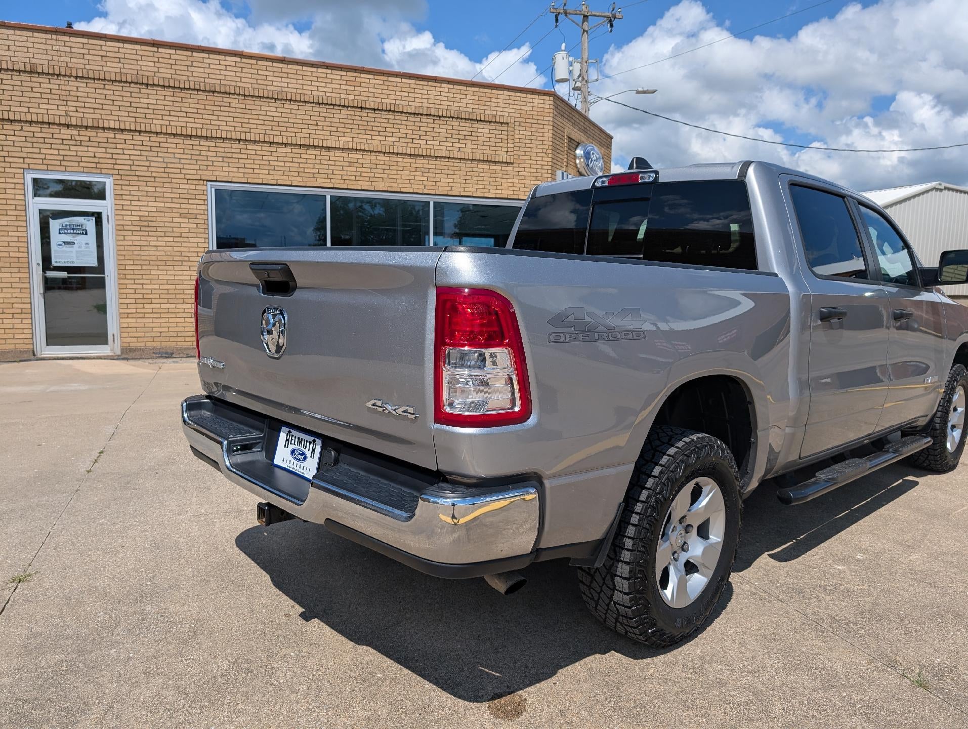2024 RAM 1500 Lone Star 4x4 Crew Cab 5'7" Box