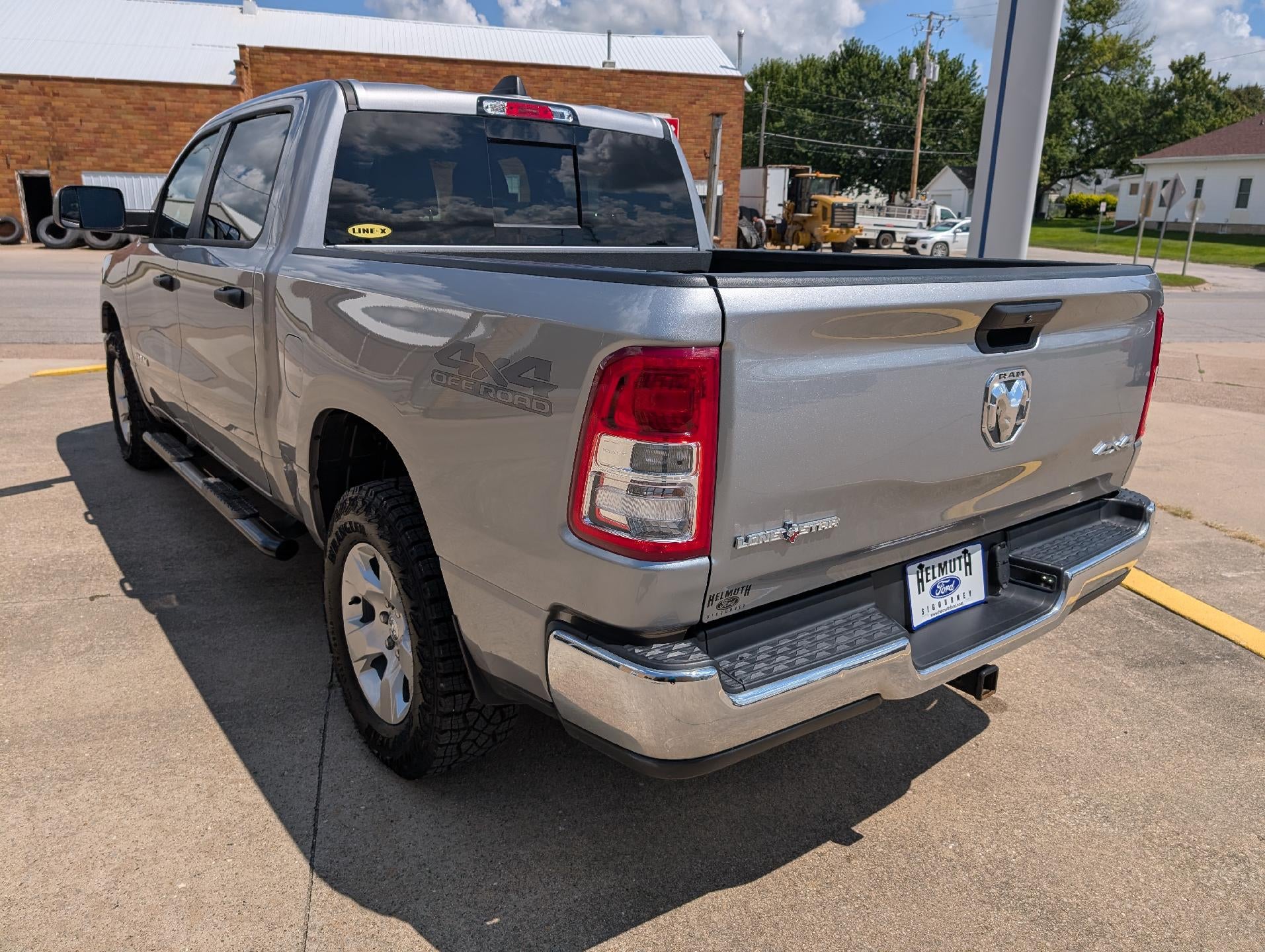 2024 RAM 1500 Lone Star 4x4 Crew Cab 5'7" Box