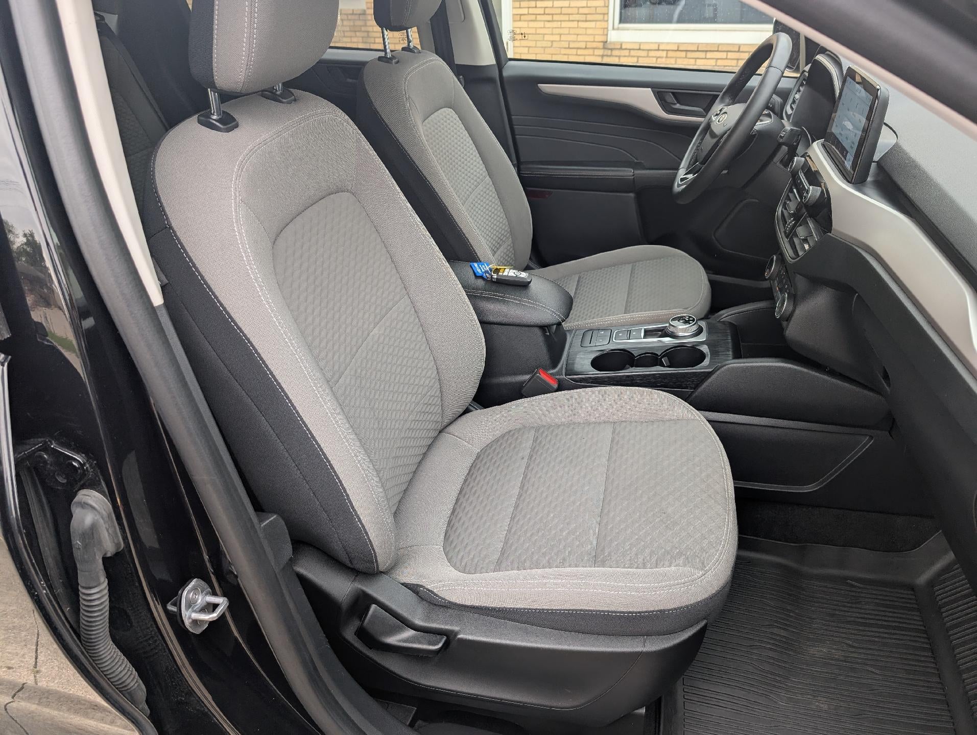 2022 Ford Escape SE FWD