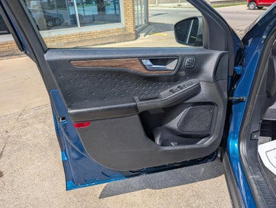 2020 Ford Escape Titanium AWD