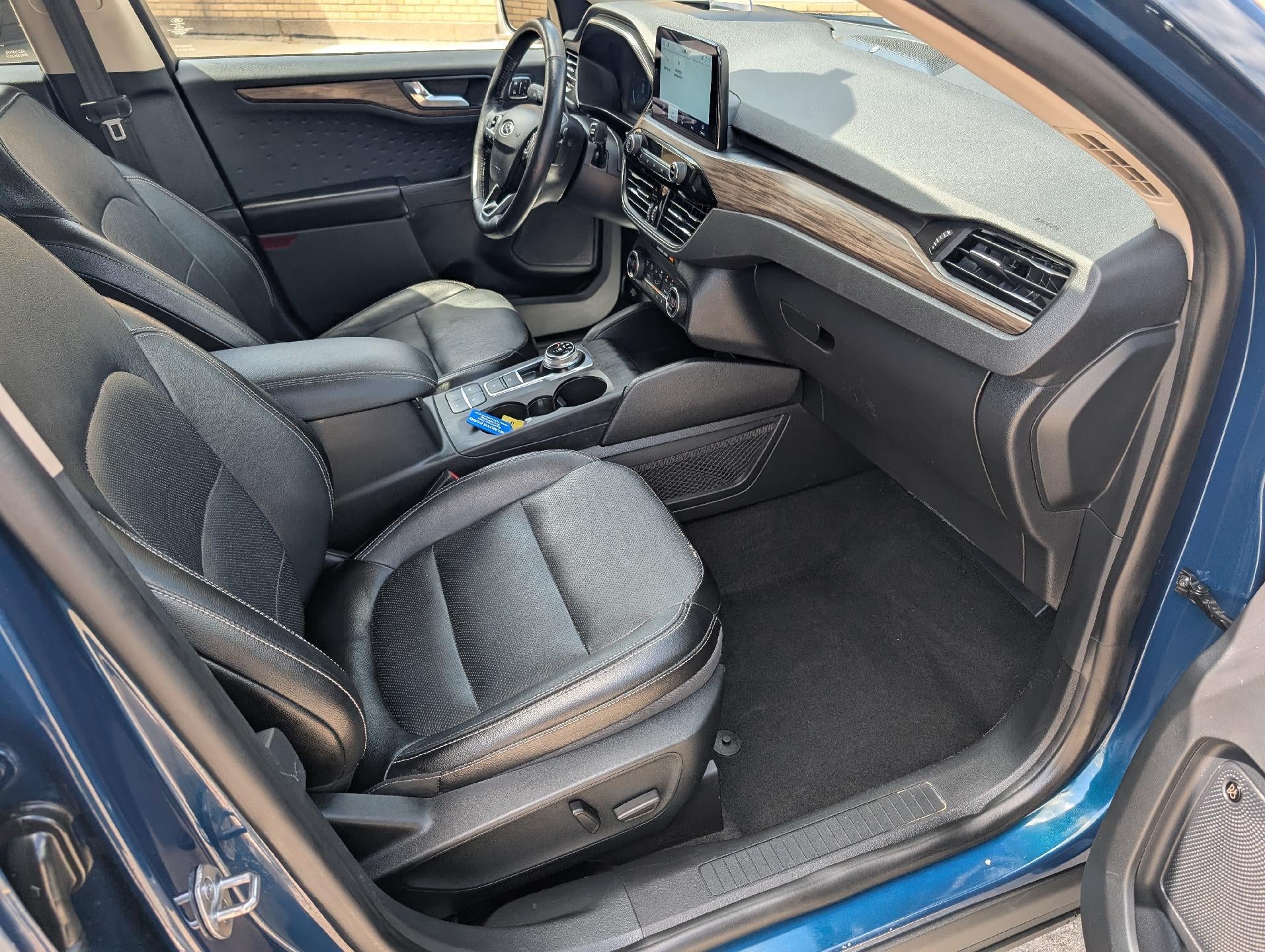 2020 Ford Escape Titanium AWD